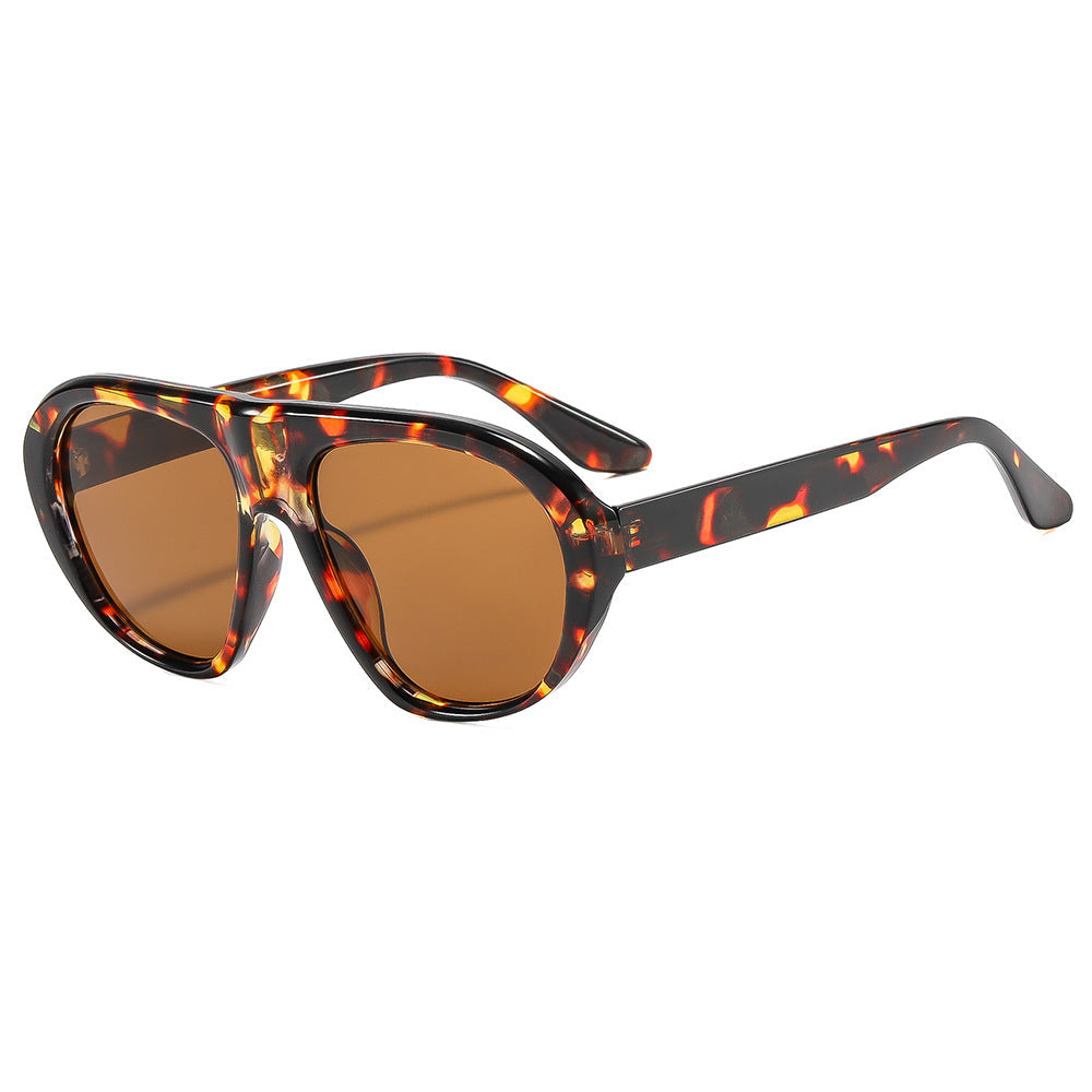 Ladies fashionable glasses with large frame and stylish design Kalsten
