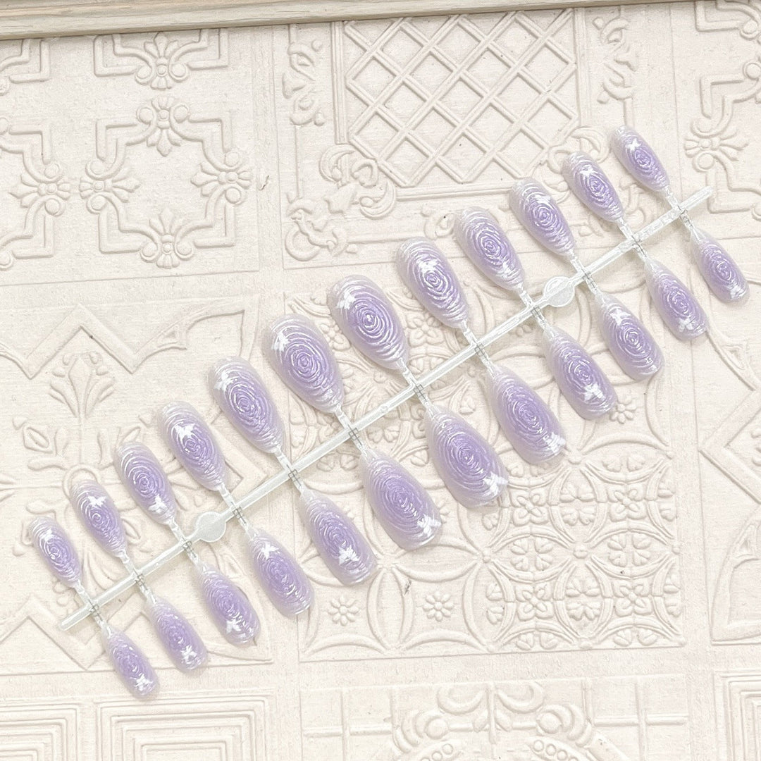Artistic Floral-Accent Press-On Nail Set Kalsten