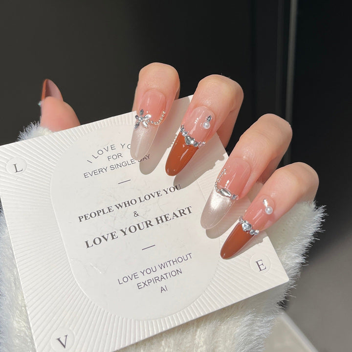 Glamorous Crystal-Embellished Press-On Nail Design Kalsten