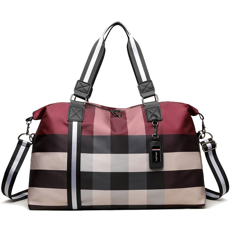 Sporty travel bag with intelligent compartment design Kalsten
