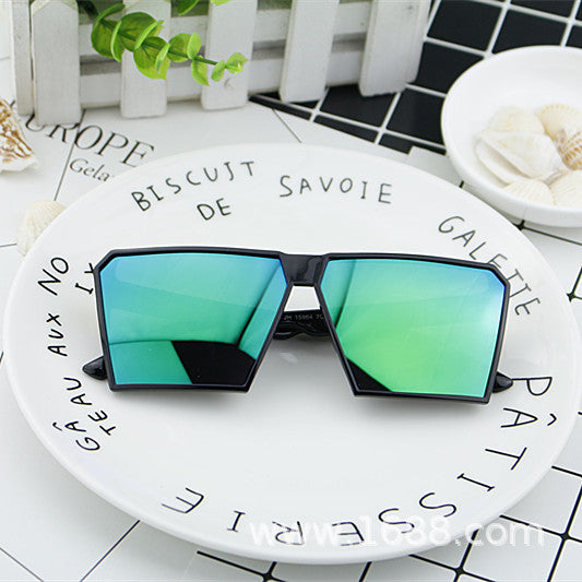 Women's Fashion Sport Sunglasses with Square Frame and Mirrored Lenses Kalsten