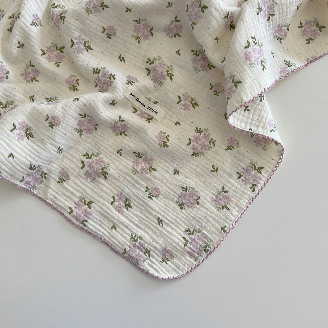 Women's Cozy Blanket with Floral Design Kalsten