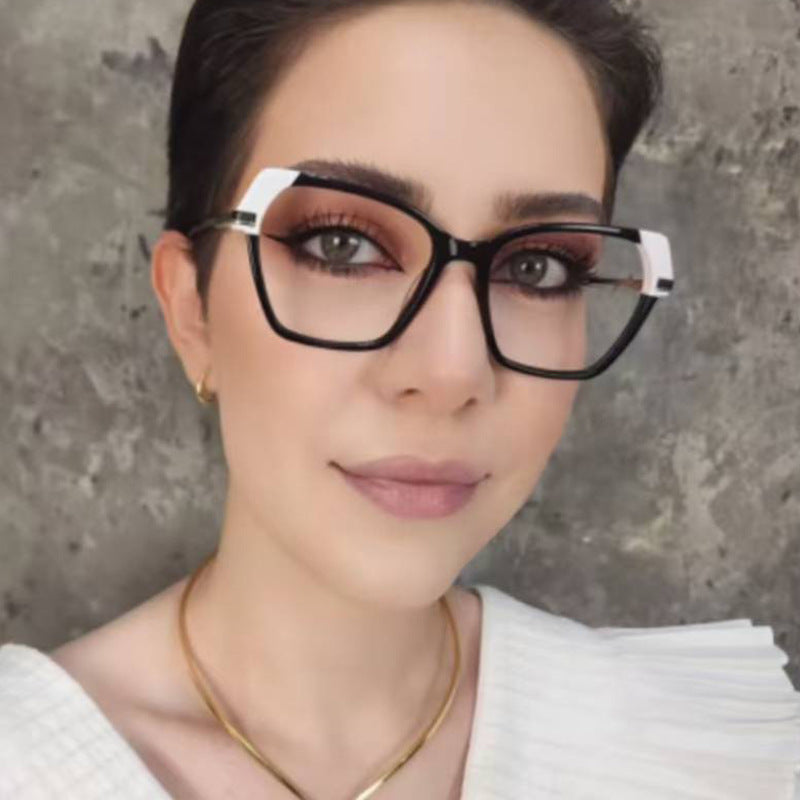 Ladies square sunglasses with elegant metal frame and protective UV filter Kalsten