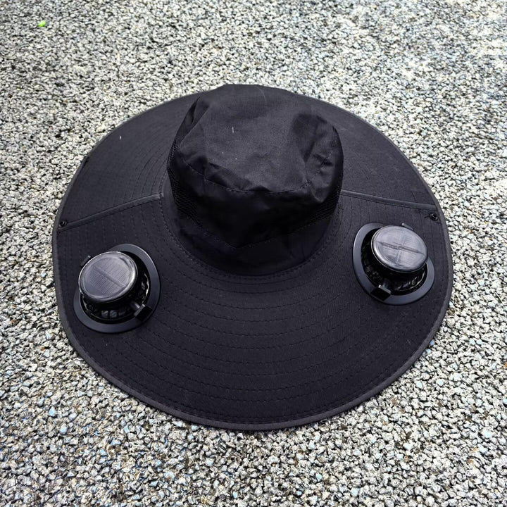 Ventilated sun hat with integrated solar fans and wide brim Kalsten