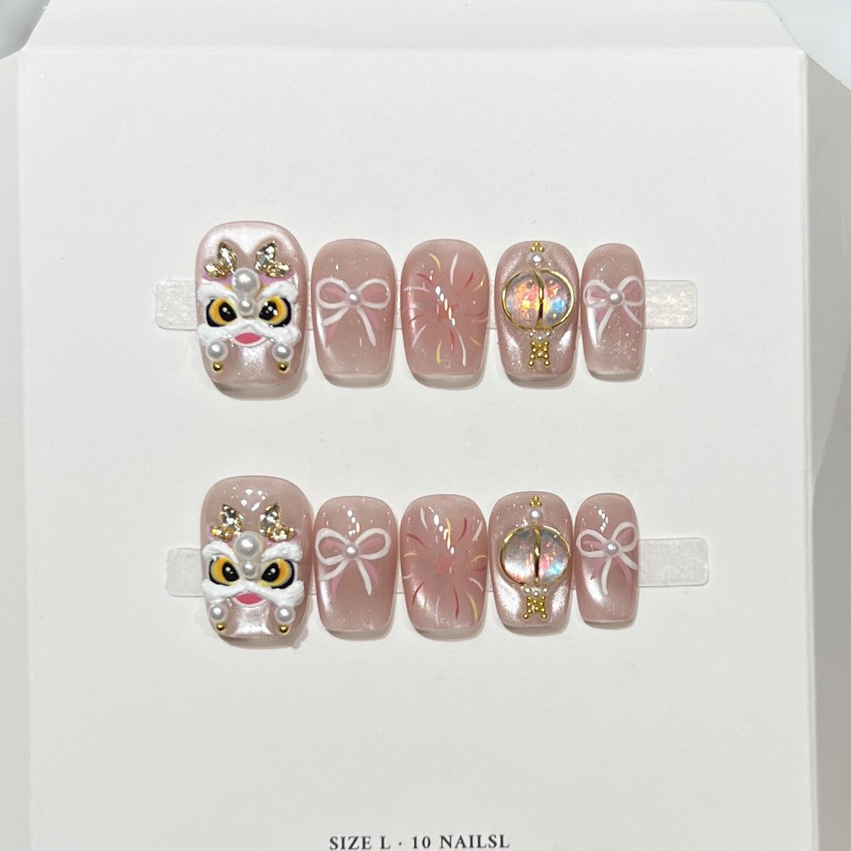 Artistic Themed Press-On Nail Set Acalora