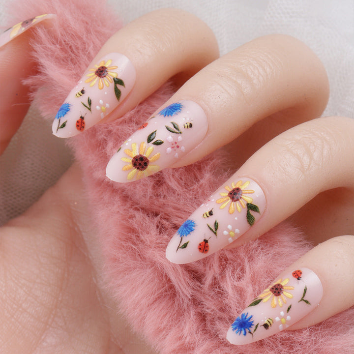 Floral Embellished Press-On Nail Art Set Kalsten