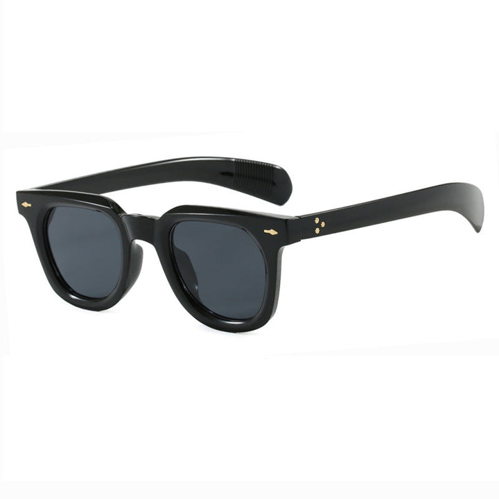 Women's stylish sunglasses in trendy design with elegant frame Kalsten