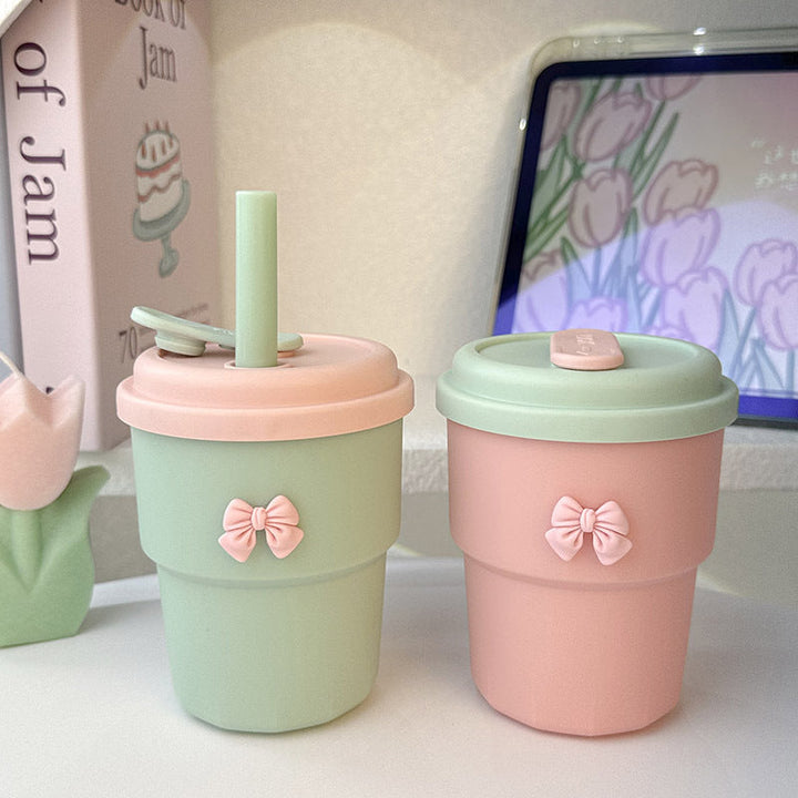 Women's Reusable Drinking Cup with Integrated Straw and Secure Closure Kalsten