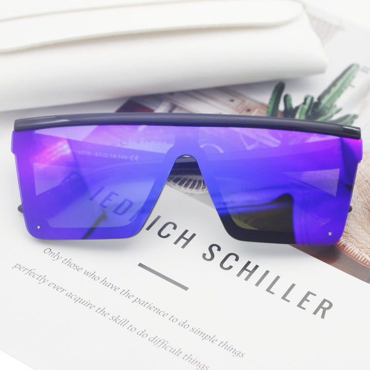 Women’s Sporty Sunglasses in Trendy Shield Design Kalsten