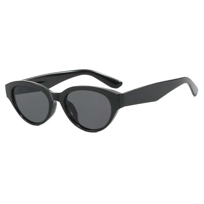 Women's Cat-Eye Sunglasses with protective UV filter and elegant frame Kalsten