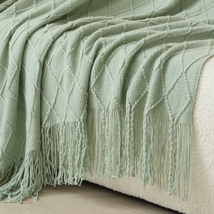 Women Elegant and stylish living and cuddly blanket with fringes Kalsten