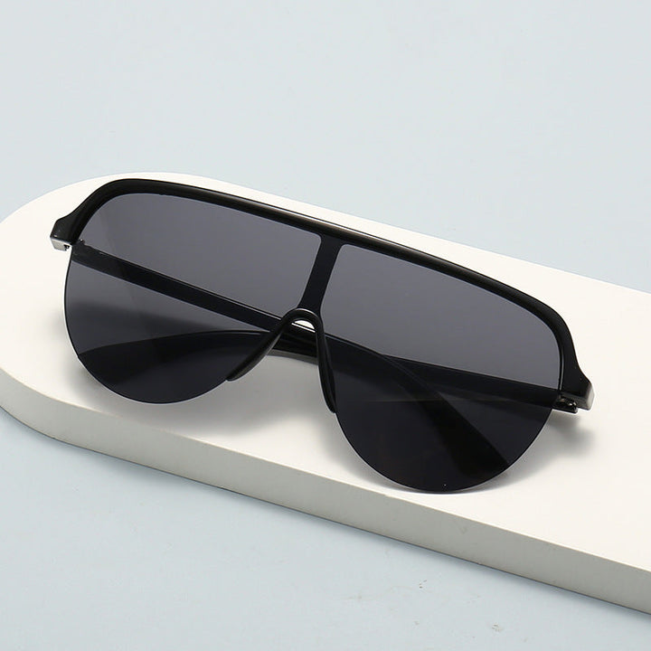 Women's sporty sunglasses in modern aviator design Kalsten