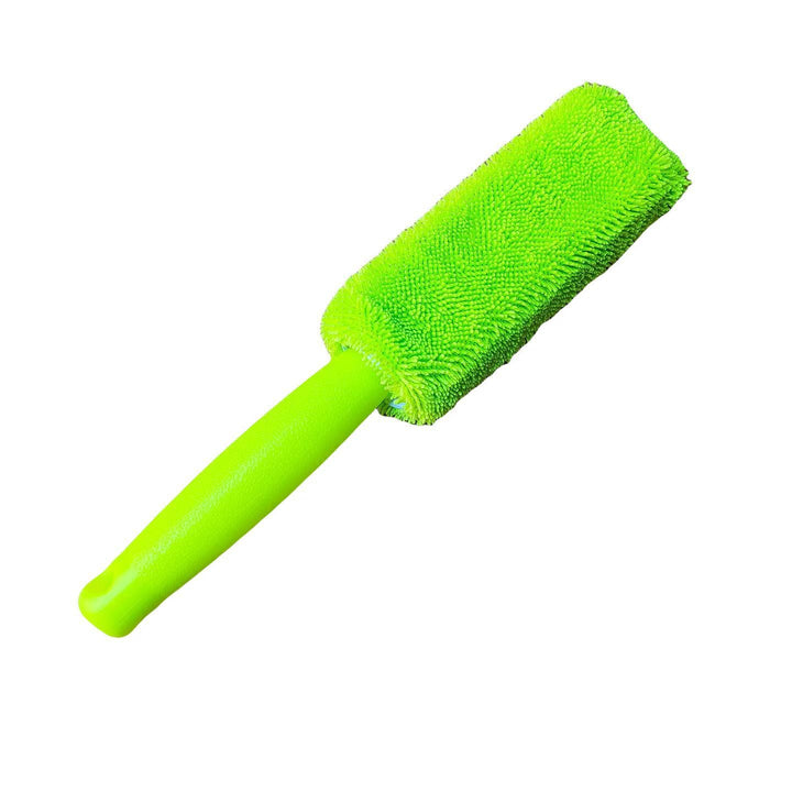 Microfiber Long-Handled Wheel And Rim Cleaning Brush With Plush Chenille Head