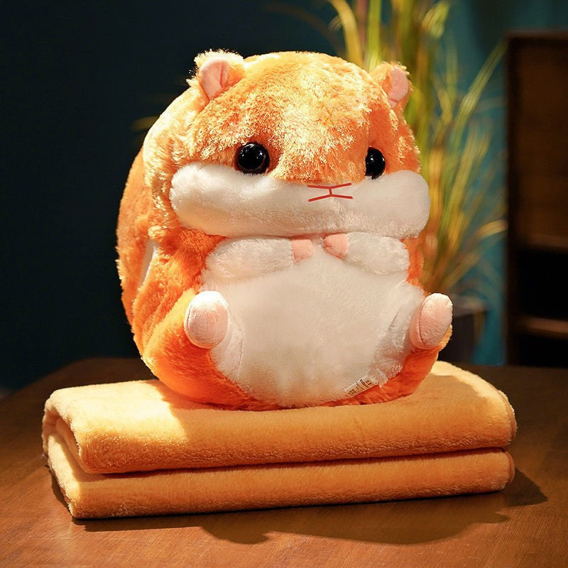 Squirrel-shaped cuddle pillow Kalsten