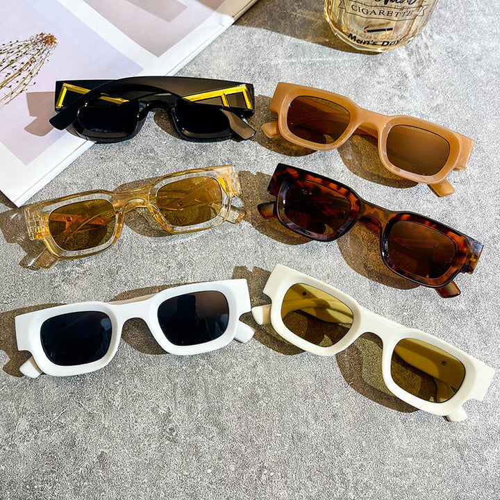 Ladies fashionable sunglasses with a striking design Kalsten
