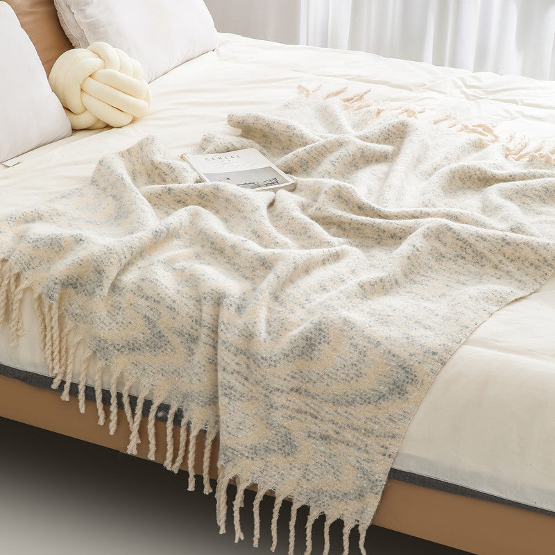 Ladies elegant and cozy blanket with fringes Kalsten
