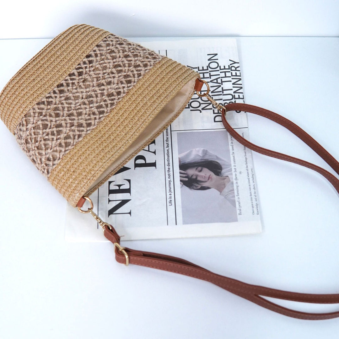 Shoulder bag with refined crochet and leather accents Kalsten