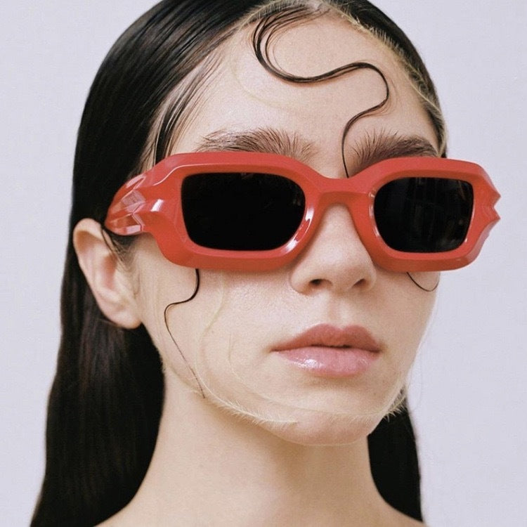 Women's fashionable sunglasses with striking frame Kalsten