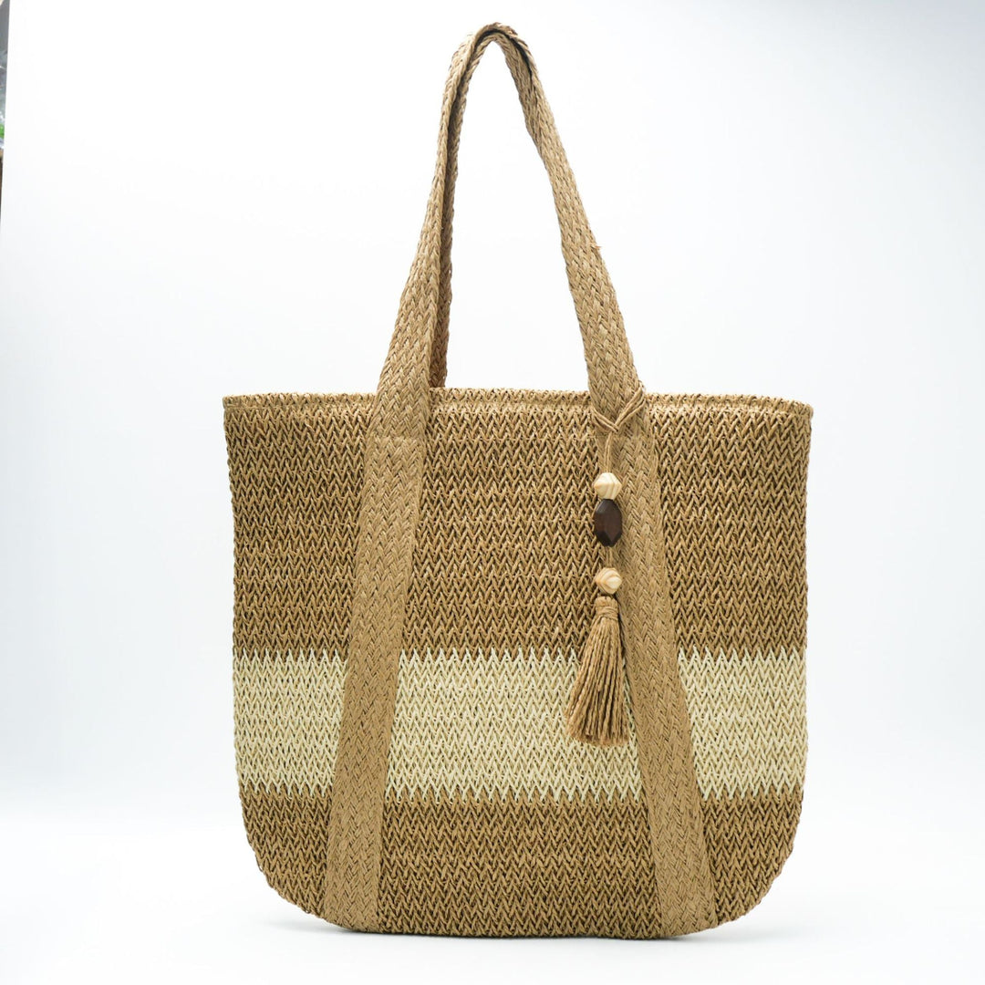 Generous shoulder bag made of natural material Kalsten