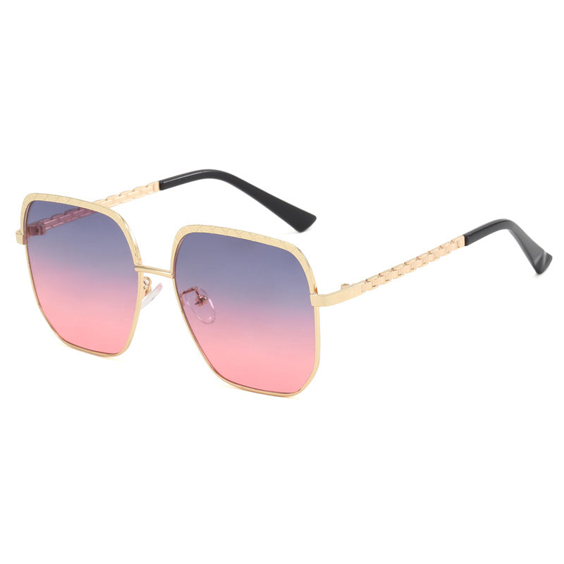 Ladies' fashionable sunglasses with square frame and stylish details Kalsten