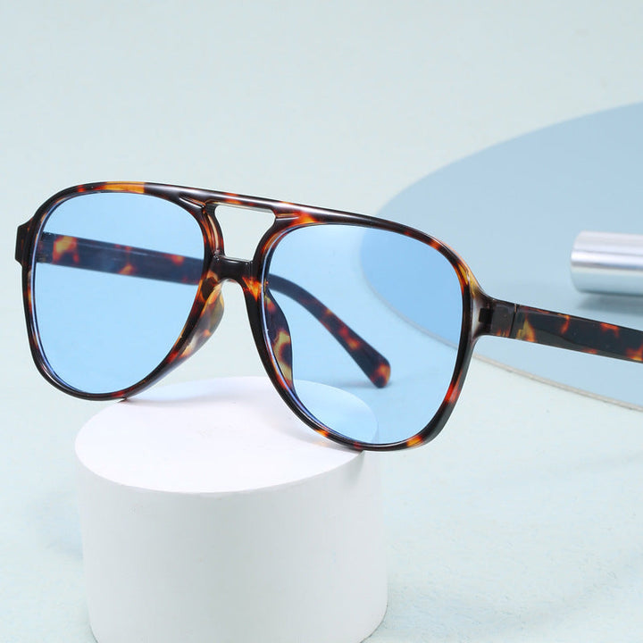 Women’s Oversized Sunglasses with Sporty Design Kalsten