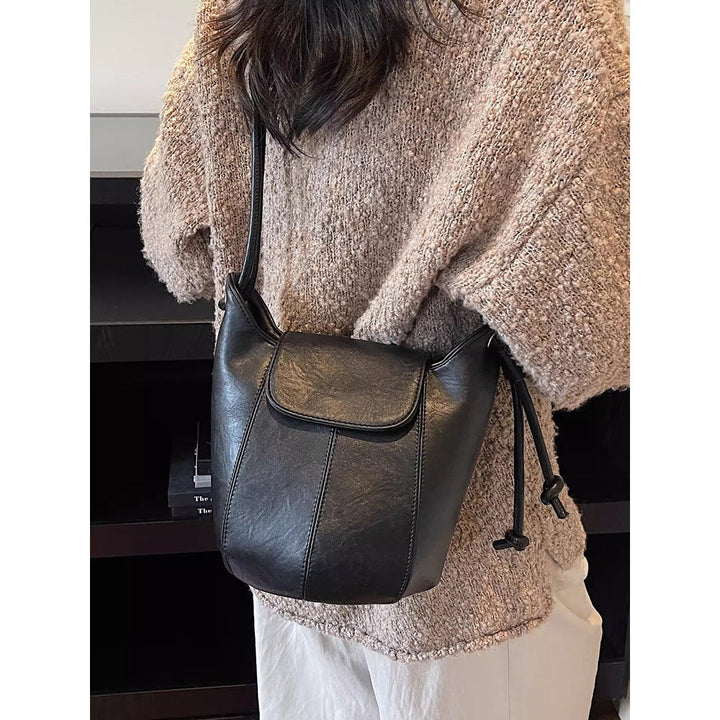 Bohemian Leather Bucket Bag Kalsten