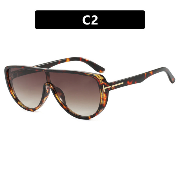 Women's elegant oversized sunglasses with striking design and UV protection Kalsten