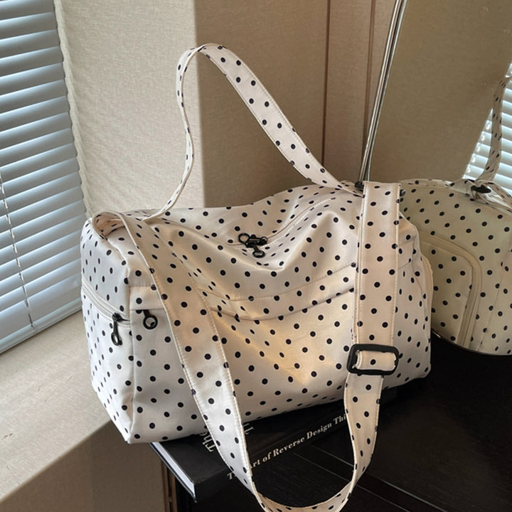 Fashionable sports and travel bag with dotted design Kalsten