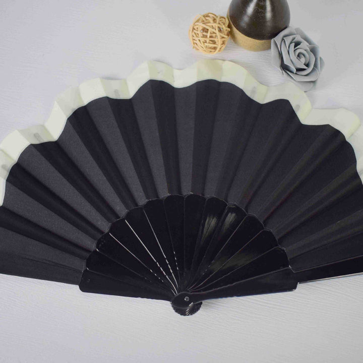 Women's stylish fan made of wood and satin Kalsten