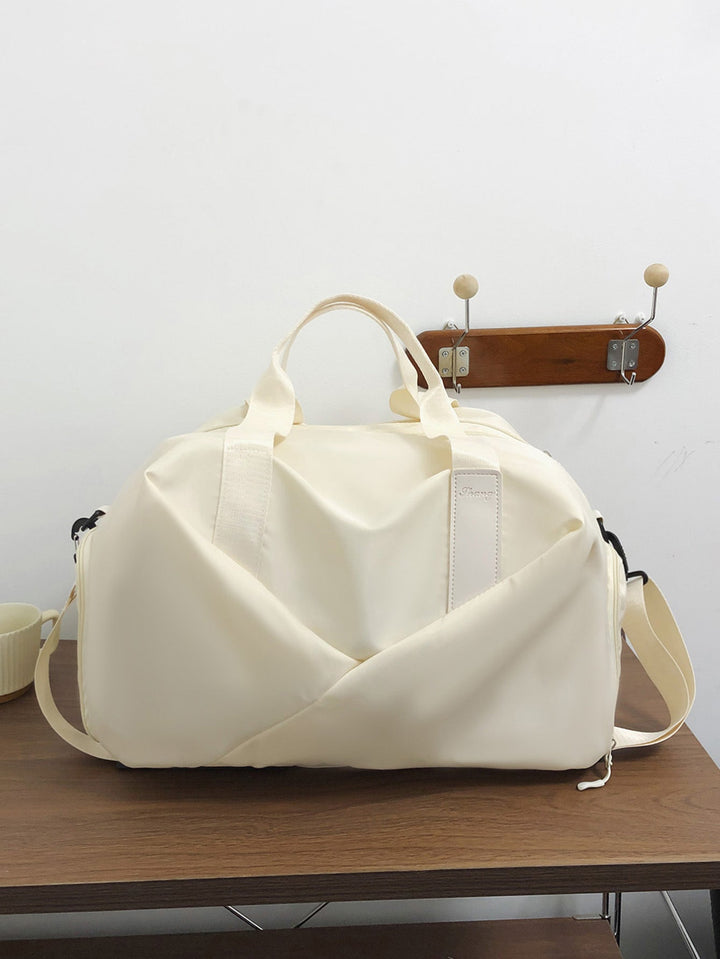 sporty travel bag with intelligent compartment design and adjustable shoulder strap Kalsten