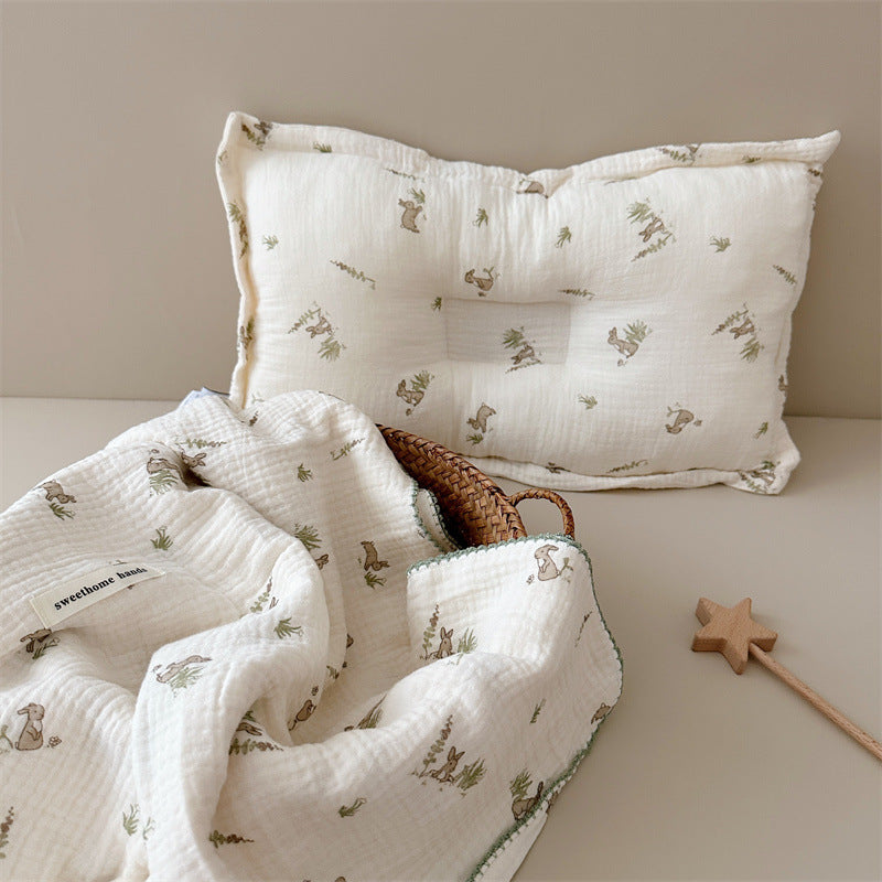 Unisex Mull blanket with cute bear design Kalsten