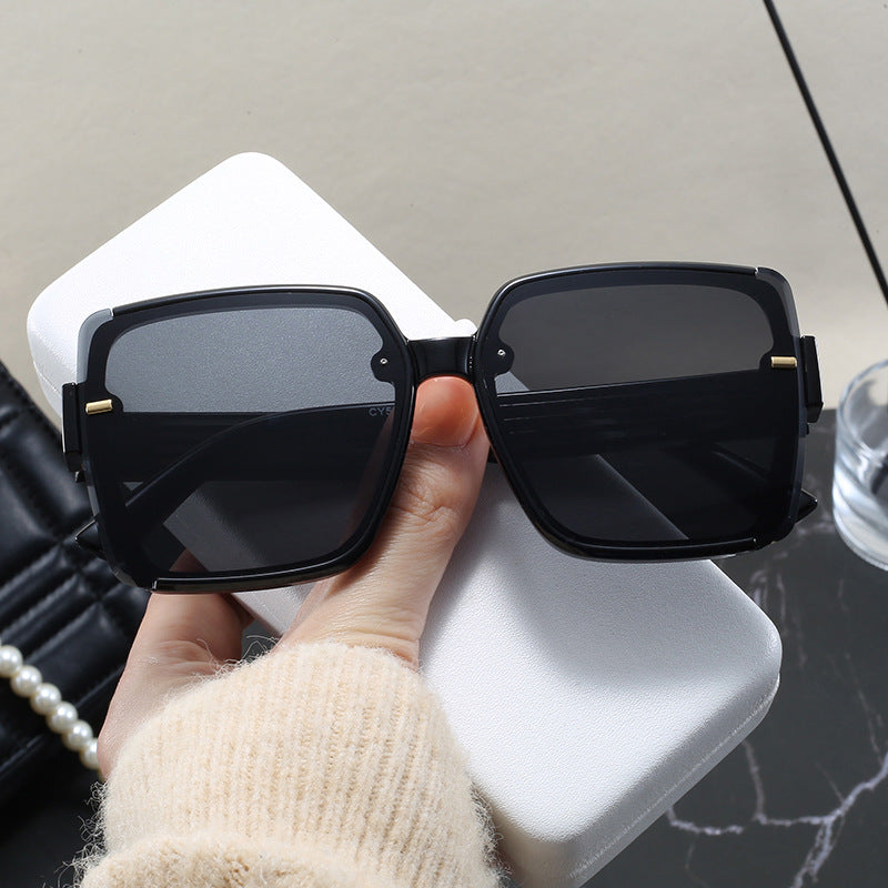 Women's square sunglasses with trendy geometric design Kalsten