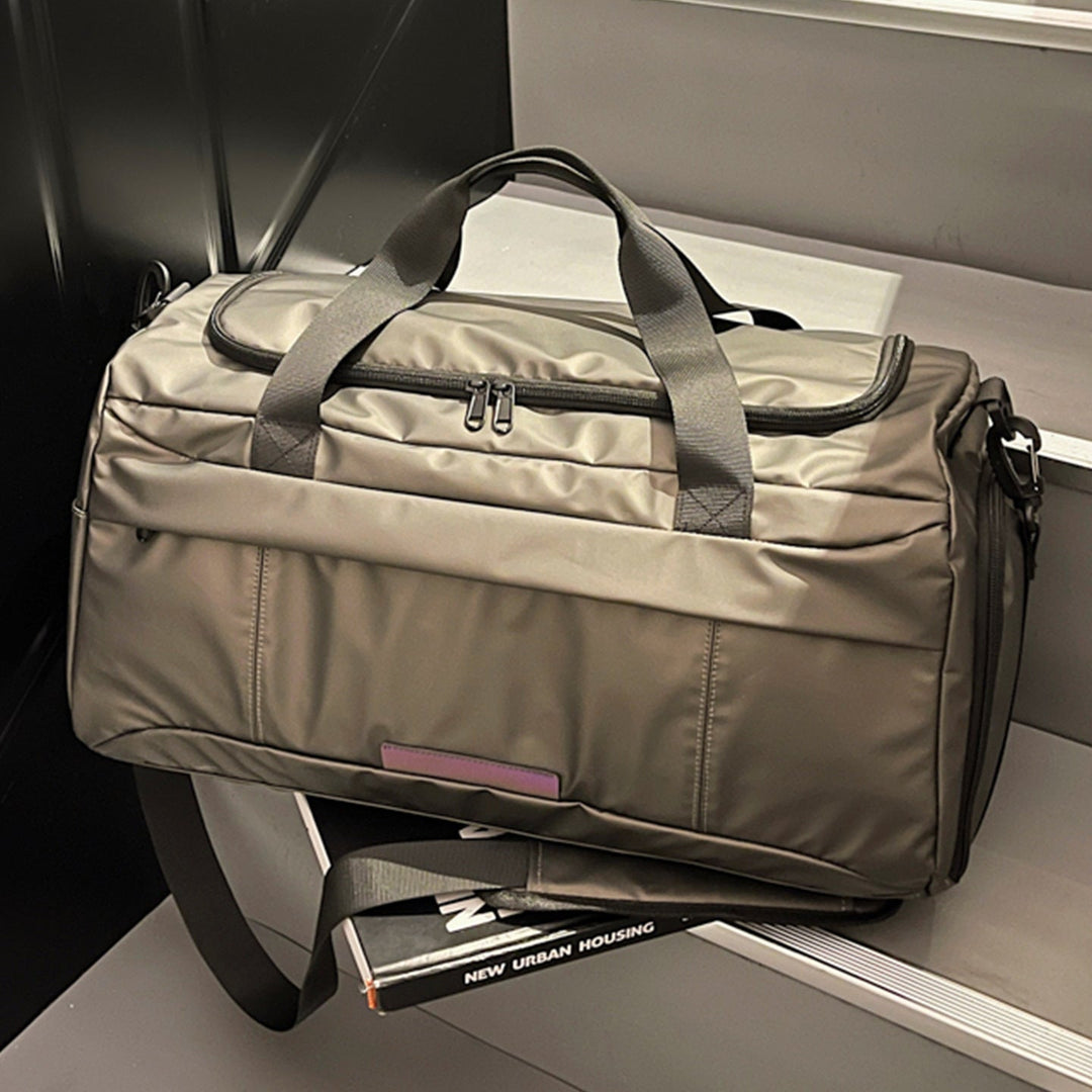 Sporty travel bag with insulated lining Kalsten