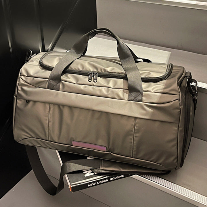 Sporty travel bag with insulated lining Kalsten