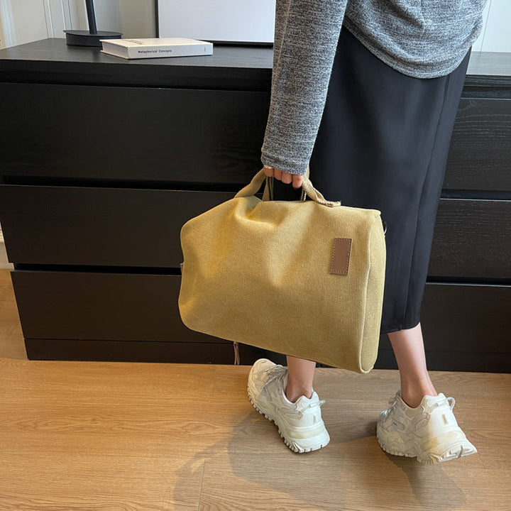 Multifunctional Leisure Bag with Structured Design Kalsten