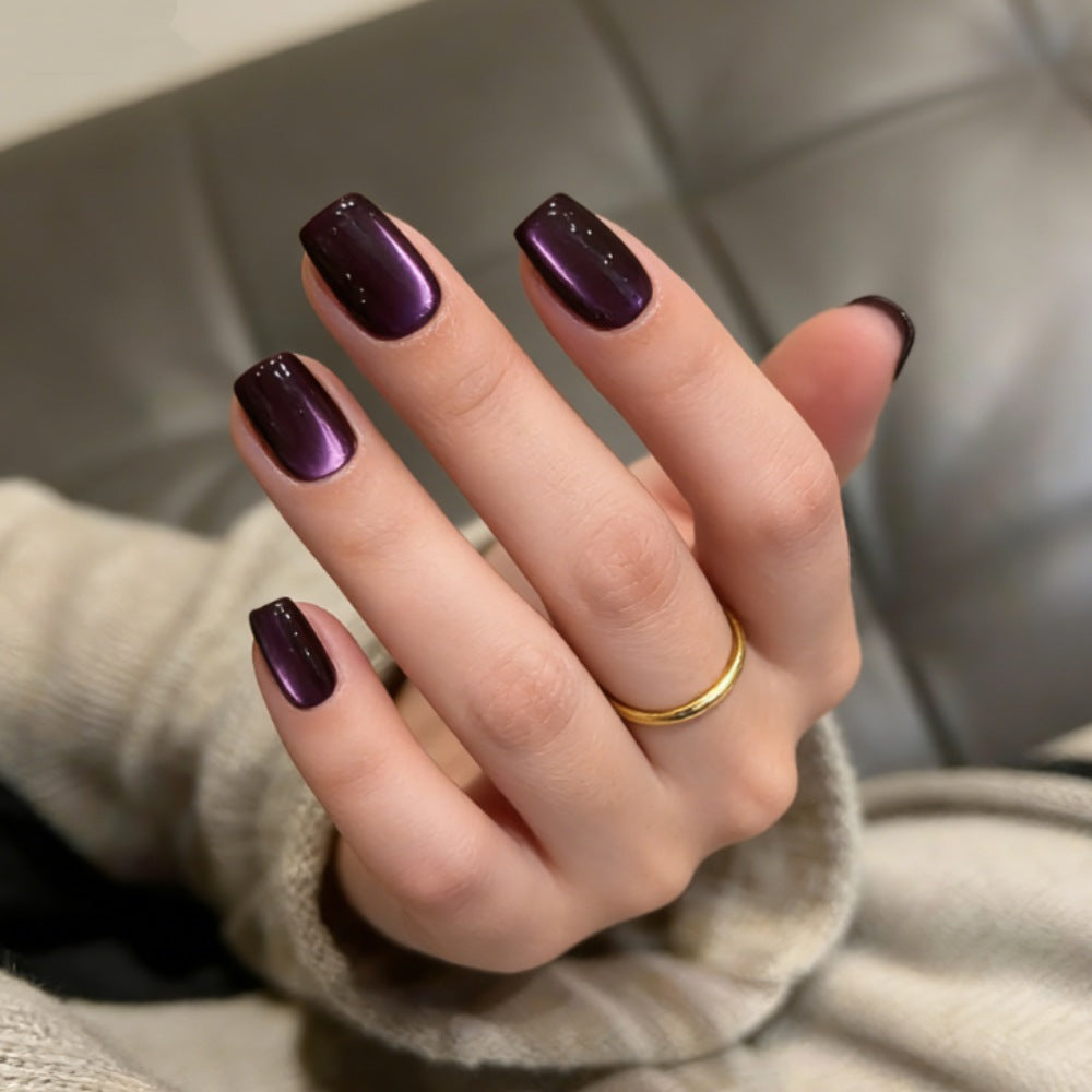 Artificial nails with elegant high-gloss finish and special color nuance Kalsten