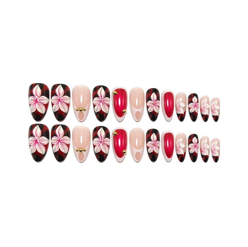 Artificial nails with floral 3D designs and elegant accents Kalsten