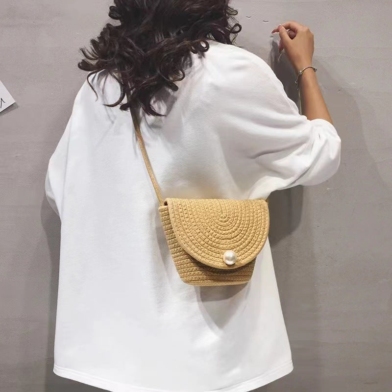 Shoulder bag with elegant pearl closure Kalsten