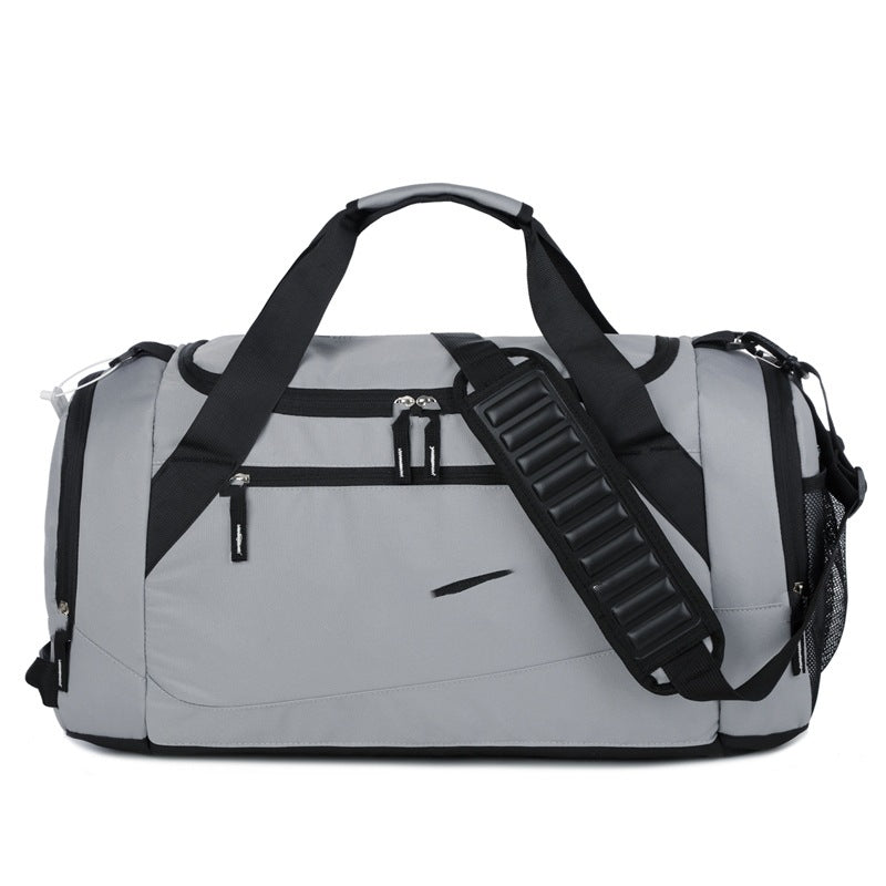 Durable sports travel bag with innovative storage Kalsten