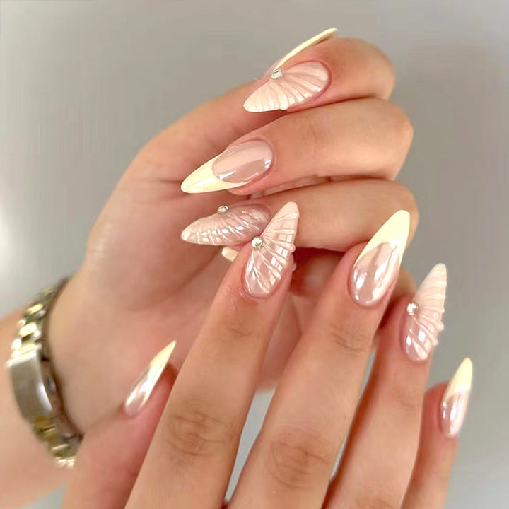 Artistic Shell-Crafted Press-On Nail Extensions Kalsten