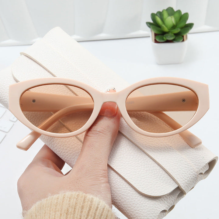 Women's Cat-Eye Sunglasses with Elegant Plastic Frame Kalsten