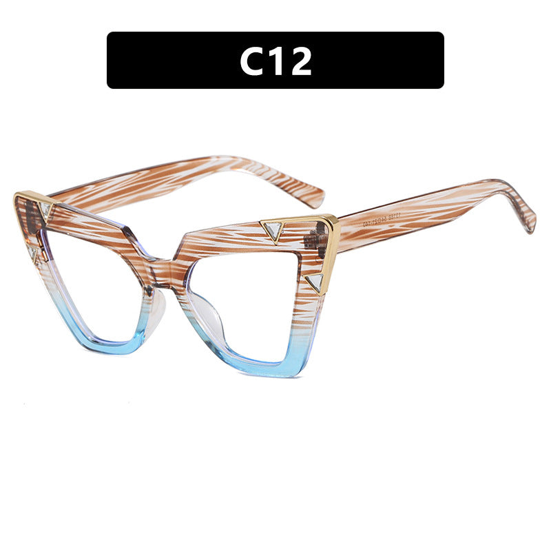 Women's Cat-Eye Sunglasses with Luxurious Design and Protective UV Filter Kalsten