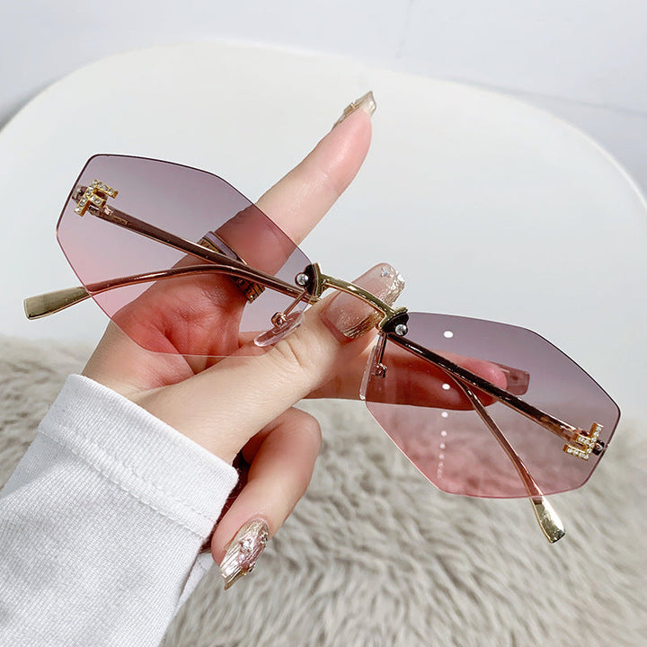 Women's designer sunglasses with innovative hexagonal frame Kalsten