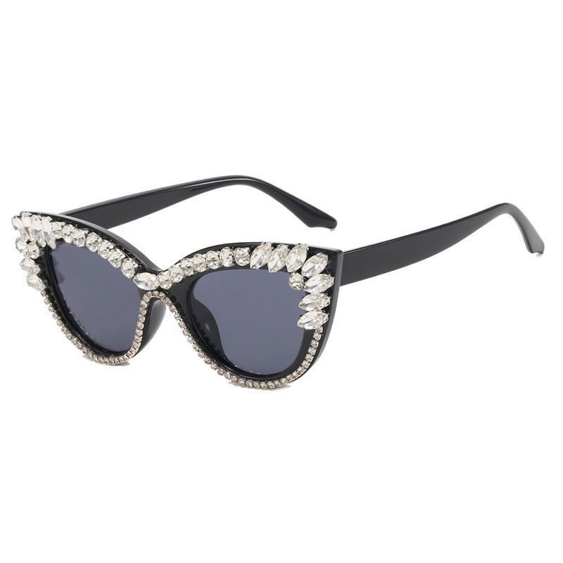 Ladies Glamorous Cat-Eye Sunglasses with Extravagant Crystal Decoration Kalsten