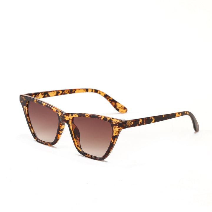 Women Cat-Eye Sunglasses with modern, translucent frame Kalsten