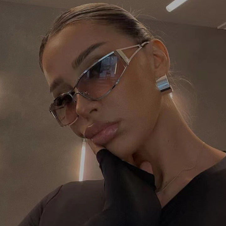 Women's sporty sunglasses in futuristic style Kalsten