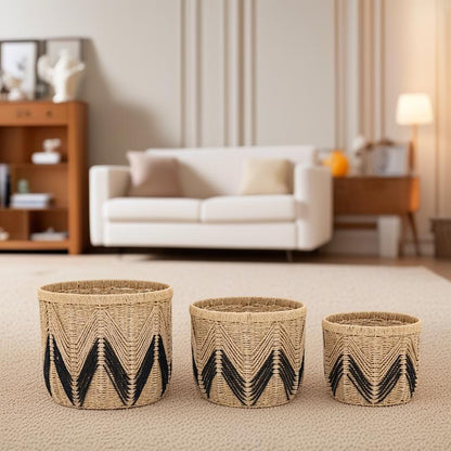 Handwoven storage basket made of natural materials Acalora