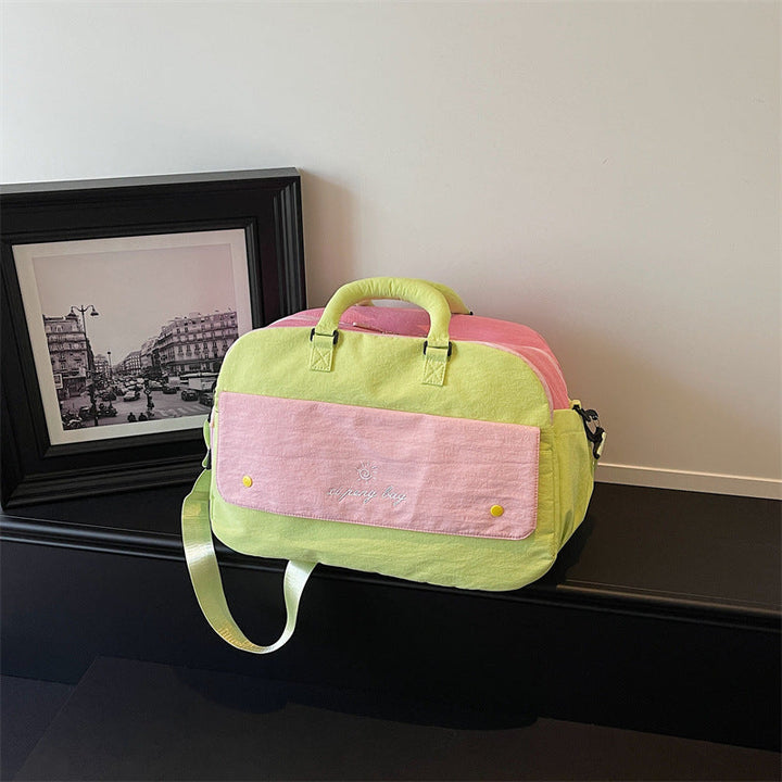 Versatile Travel Duffel with Dual Compartments