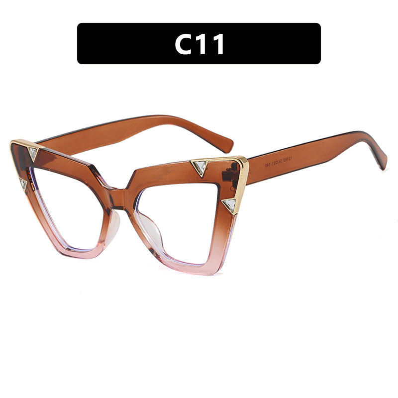 Women's Cat-Eye Sunglasses with Luxurious Design and Protective UV Filter Kalsten