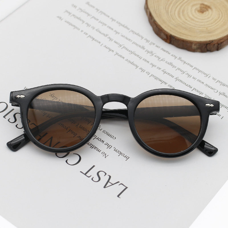 Ladies' Round Sunglasses with Elegant Design Kalsten